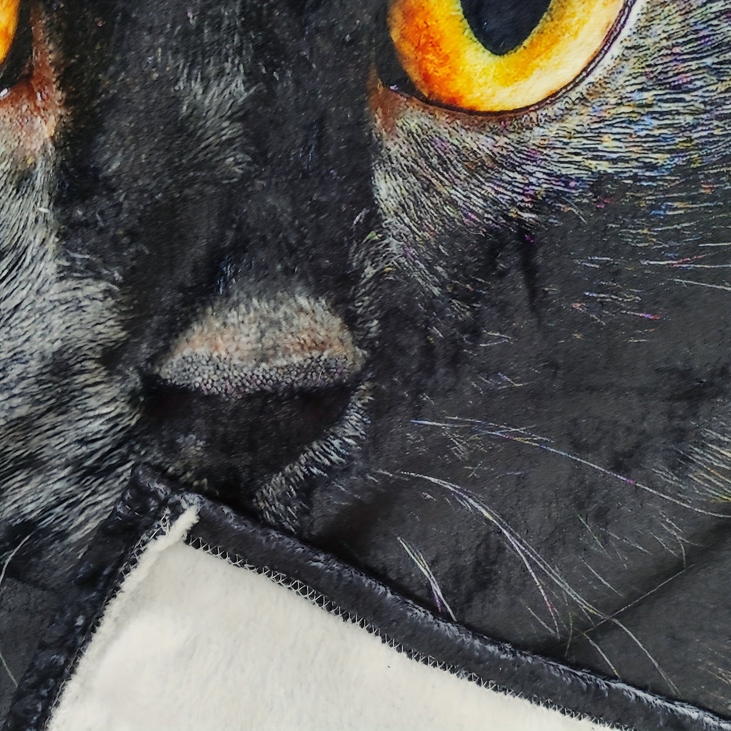 1pc Cozy Black Cat Print Flannel Blanket - Ultra-Soft, Warm, and Lightweight Throw for Couch, Sofa, Office, Bed, Camping, and Traveling - Perfect Multi-Purpose Holiday Gift for Friends and Family