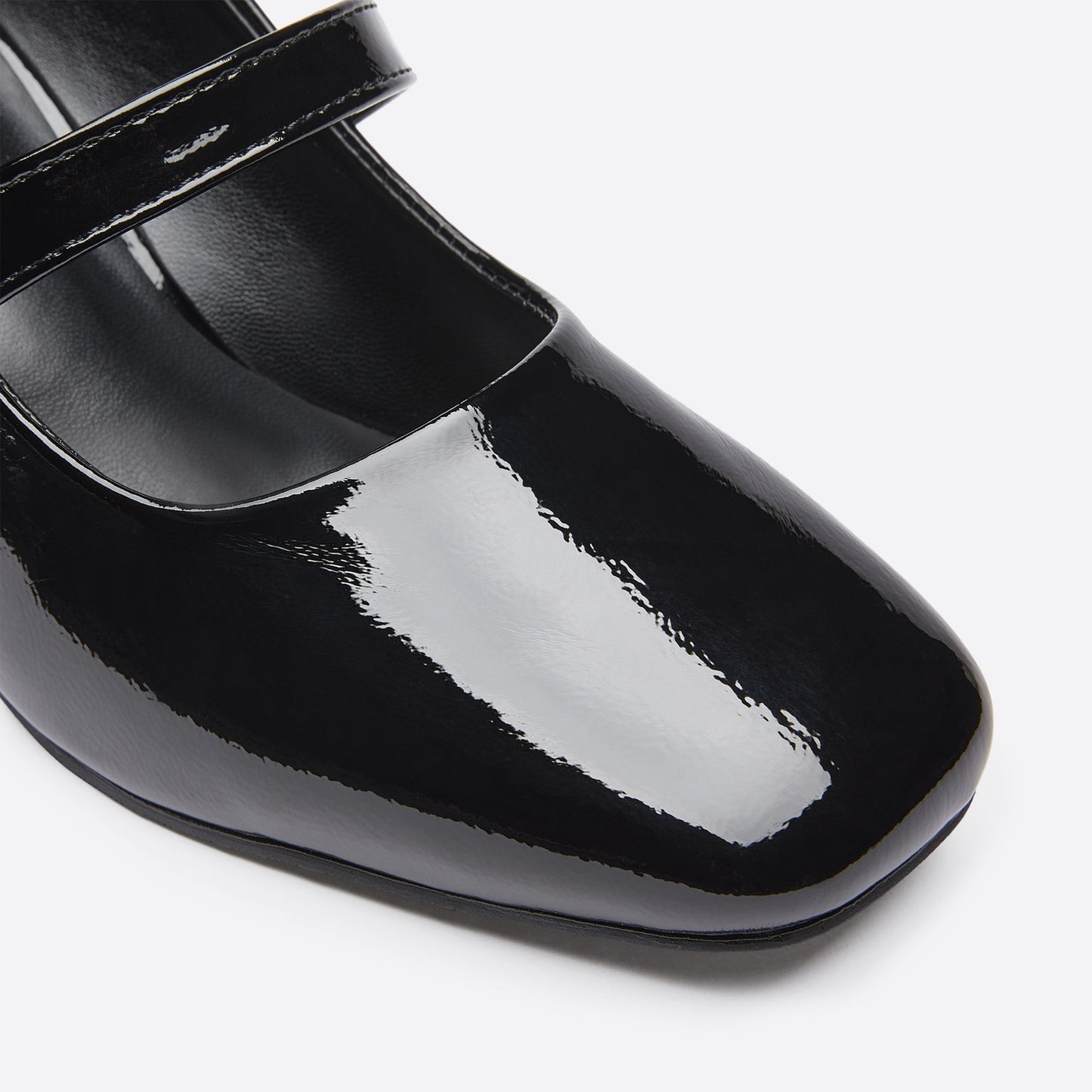 flowersverse - Women Ornament Block Heeled Mary Janes
