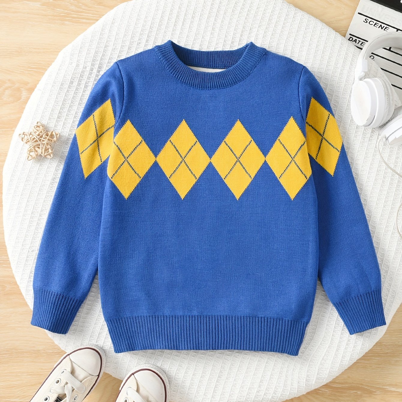 Boys' Classic Argyle Knit Pullover Sweater - Casual Crew Neck, Long Sleeve, Viscose Blend, Medium Stretch, Regular Fit for School Year-Round Wear