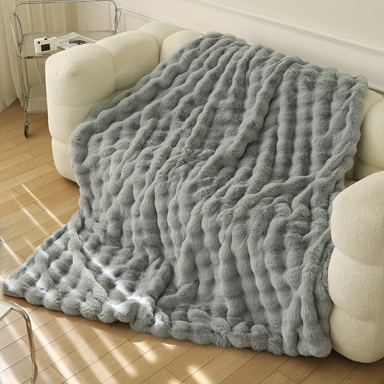 1pc Luxurious Faux Rabbit Fur Reversible Throw Blanket - Soft, Warm, Cozy, Versatile, and Lightweight for Office, Outdoor, Camping, Sofa, and Gift - Perfect for All Seasons and Occasions