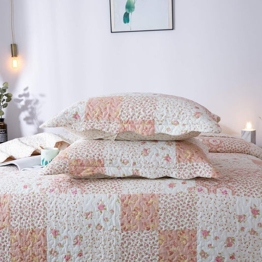 Trendy Quilt Set, Light Floral Pattern All Season Lightweight Bedspread Coverlet Sets - Hypoallergenic and Breathable for Home Bedding, Guest Room, Bed Room, RV, Camper, Cabin and College Dorm