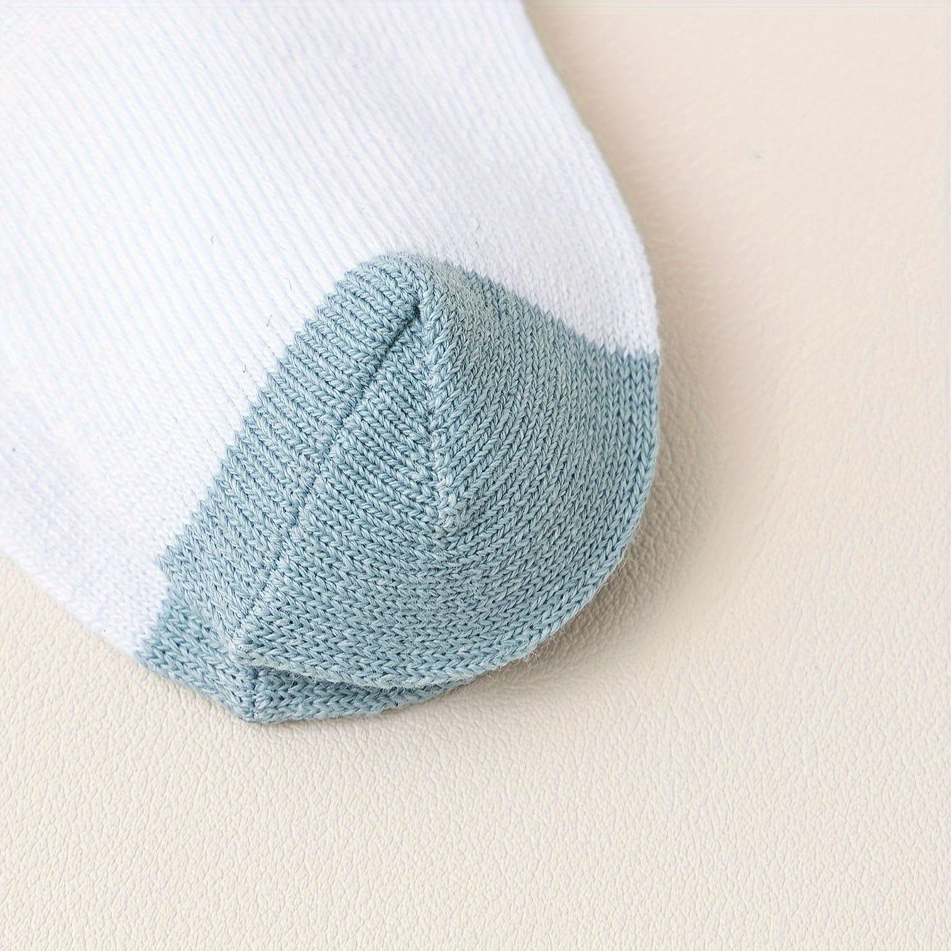 10pcs Boys' Dinosaur Crew Socks - Breathable, Comfortable & Stylish With Sweat Absorption, Perfect For All Seasons
