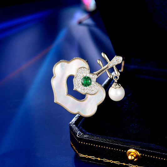 2025 Ancient style Guochao high-end temperament shell pearl pipa brooch women's exquisite multi-functional fixed coat corsage pin