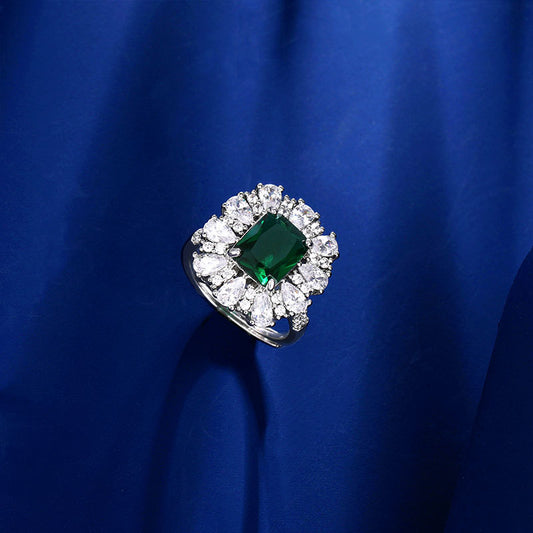 2025 Niche design temperament geometric versatile flower ring new light luxury high-end zircon high-end open ring