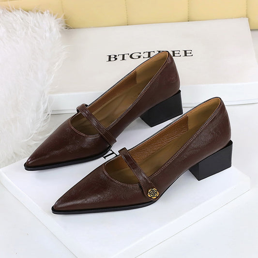 2025 2838-3 retro Mary Jane women's shoes thick heel shallow mouth pointed camellia one word buckle temperament low heel shoes