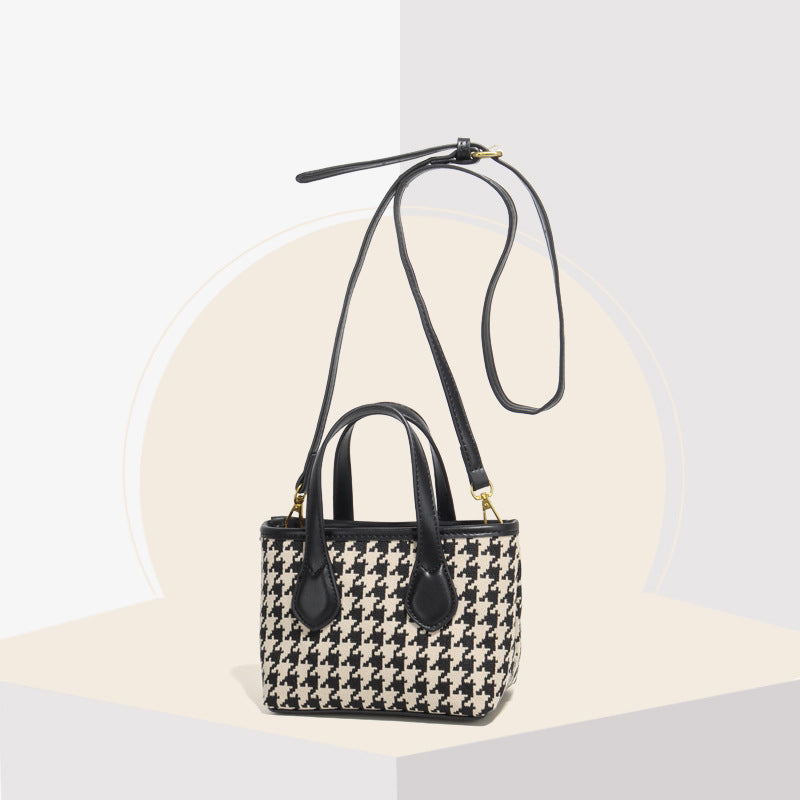 FLOWERSVERSE 2025 new Qiandongge autumn and winter bag women's small and versatile portable vegetable basket bag is popular this year messenger bag