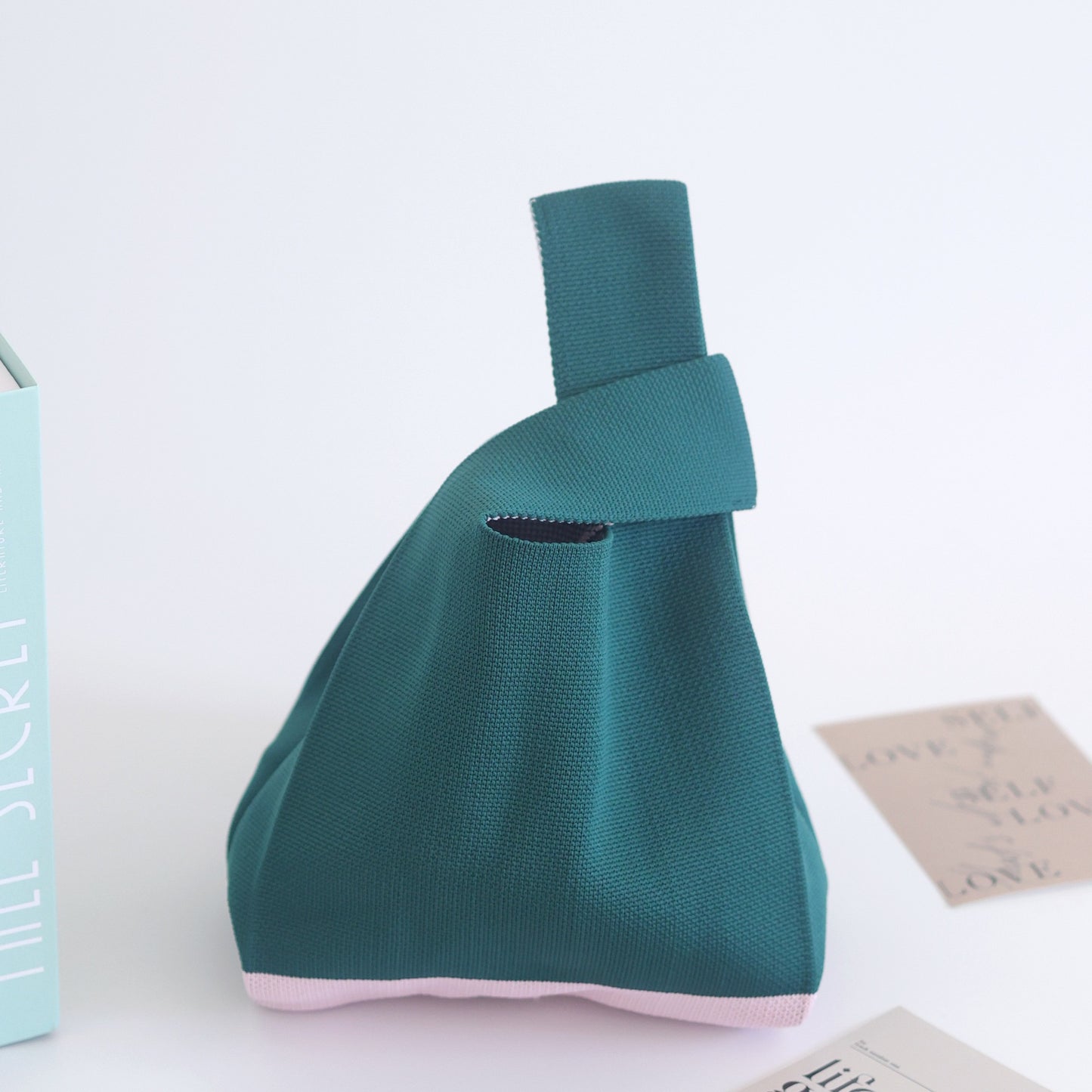 FLOWERSVERSE INS Internet Hot New Handbag Women's Knitted Bag Japanese and Korean Style All-Match Hand Carrying Casual Tote Bag Factory Wholesale