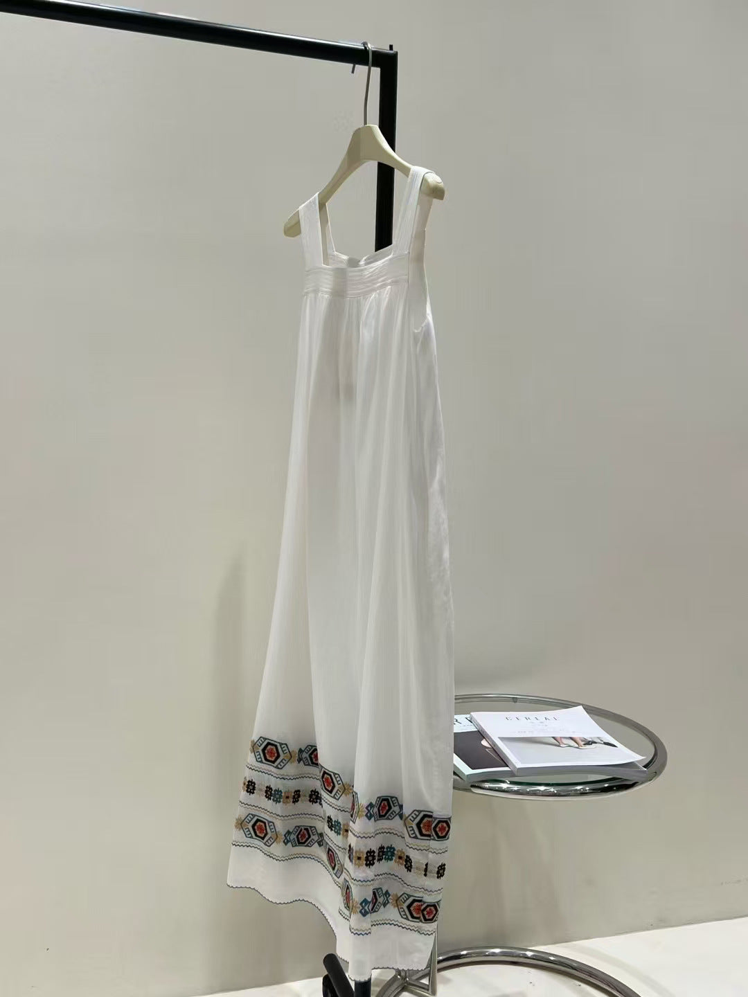 2025 Elegant ethnic style! Niche retro pattern embroidery edging cotton skirt + shirt top set