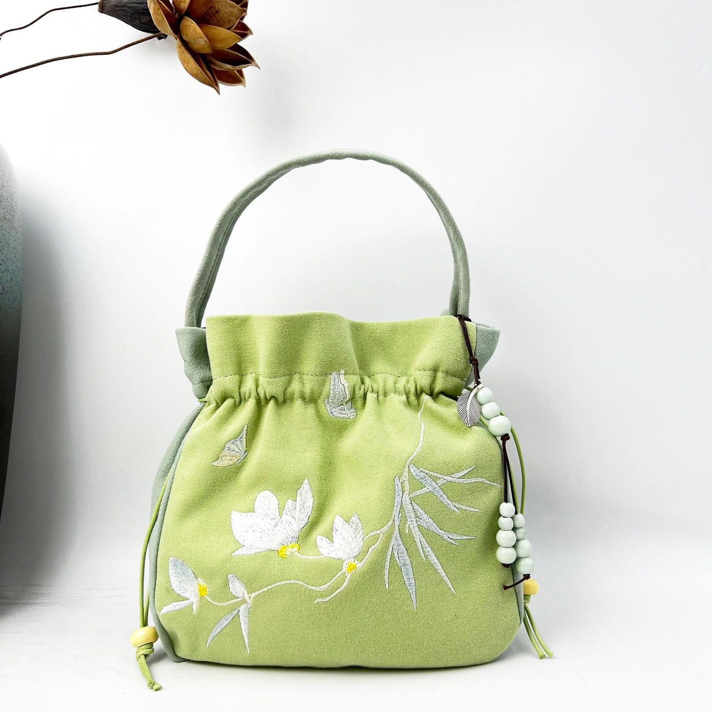 FLOWERSVERSE Spring Outing with Embroidered Han Chinese Clothing Crossbody Bag Antiquity Bag Artistic Tassel National Style Casual All-Match Clutch Bag Large Capacity