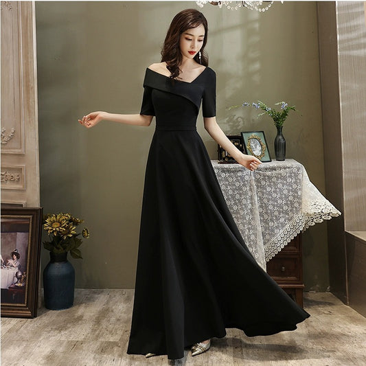 2025 black one-shoulder long dress with sleeves, art exam coming-of-age ceremony, catwalk, evening wear, performance, chorus etiquette skirt