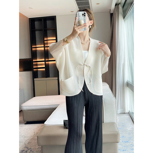 Folds autumn new Chinese style improved button short coat women's zen temperament versatile white top women