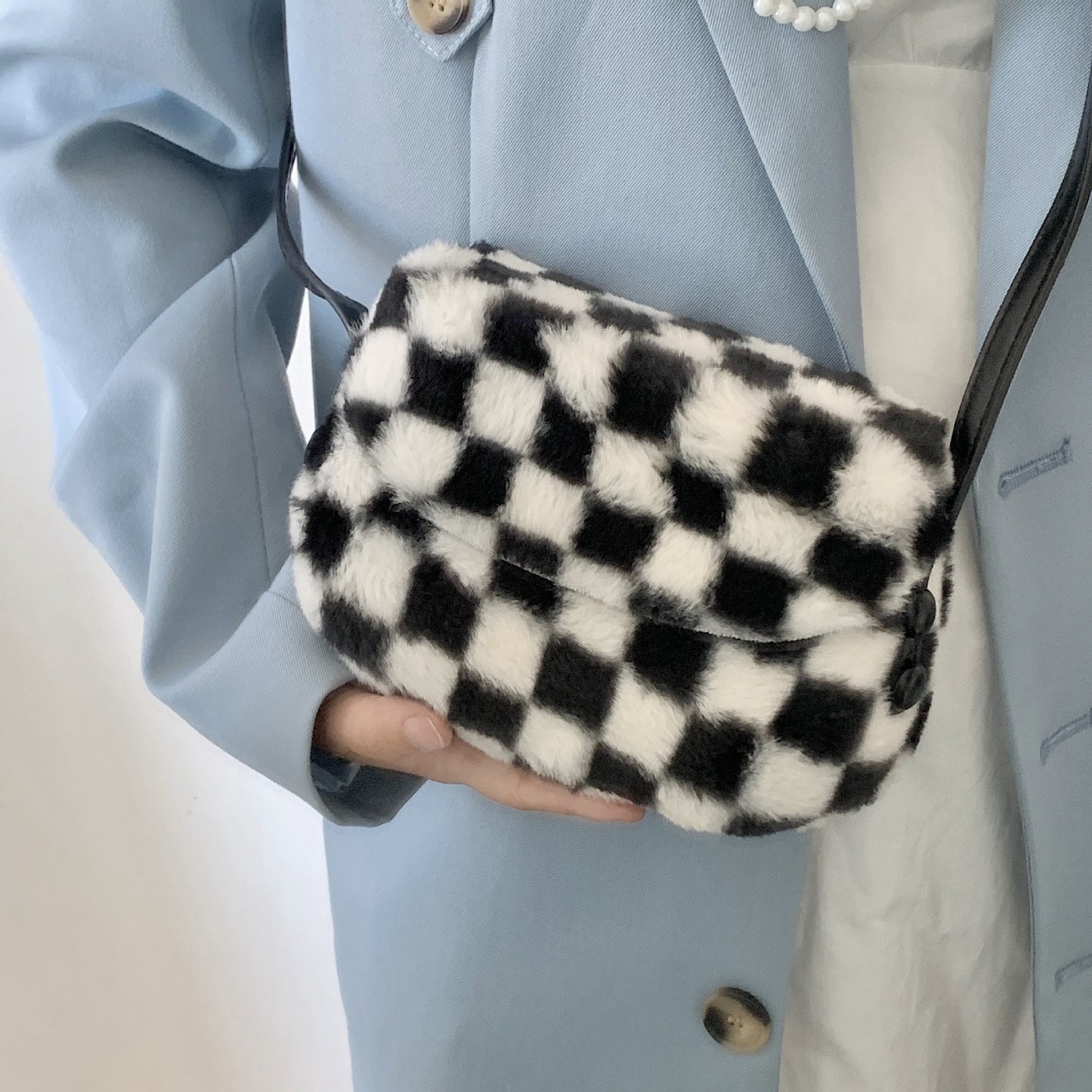 FLOWERSVERSE 2025 Autumn and winter new furry saddle bag crossbody small bag women Korean retro black and white plaid furry bag