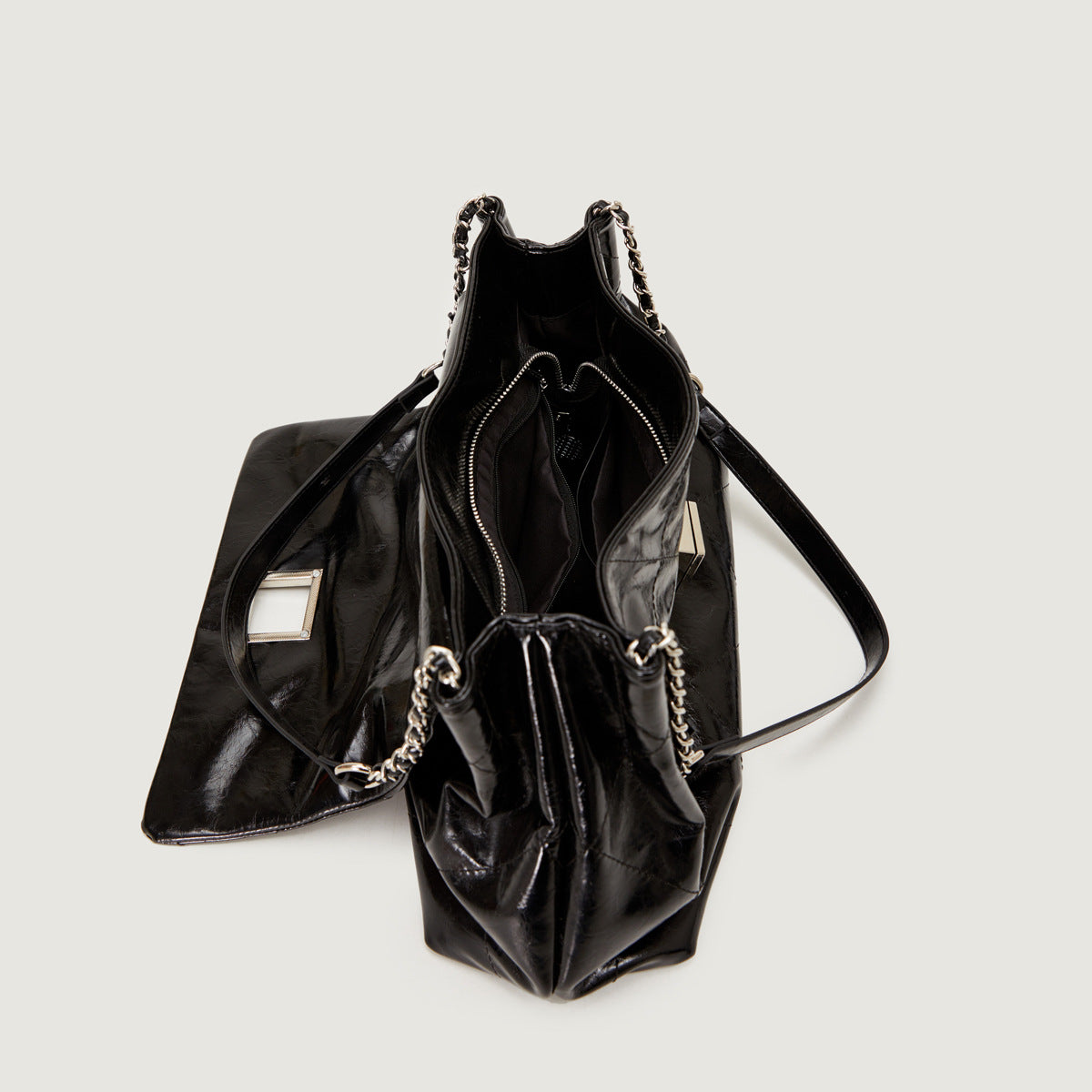 2025 Tote bag popular autumn and winter high-end sense large-capacity shoulder bag fashion versatile Korean version women's bag temperament commuter bag