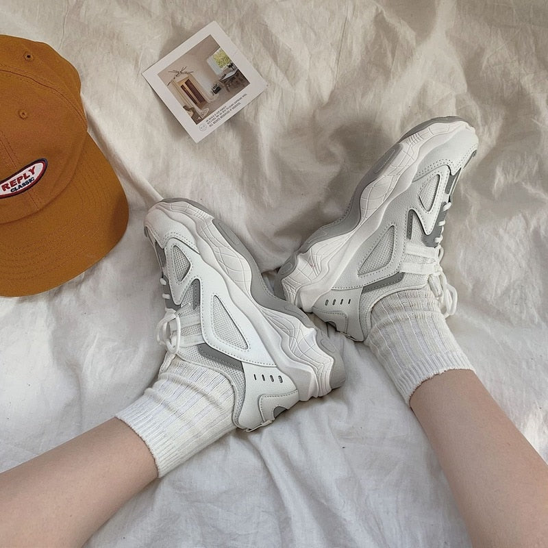 Christmas Gift Ins Wind Reflective Old Shoes Women 2022 Spring Autumn Sports Casual Shoes Flat Breathable Comfortable Women's Sh Shoes