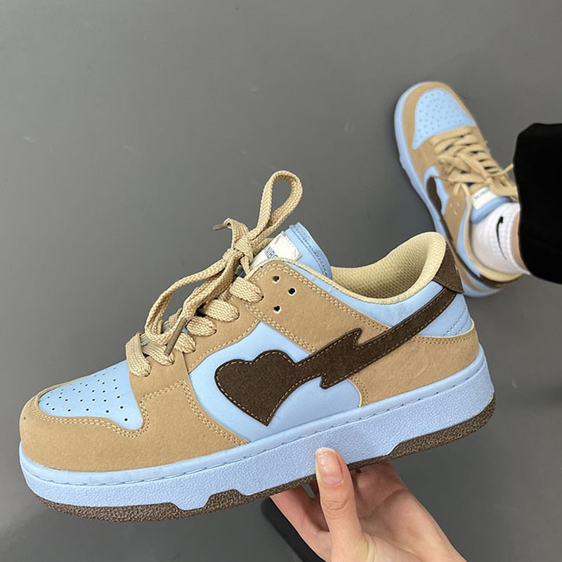 Black Friday Amozae Brand Women Sneakers Luxury Vulcanize Shoes Women Casual Footwear Zapatillas Mujer Light Flat Shoes Ladies Plus Size 43 44
