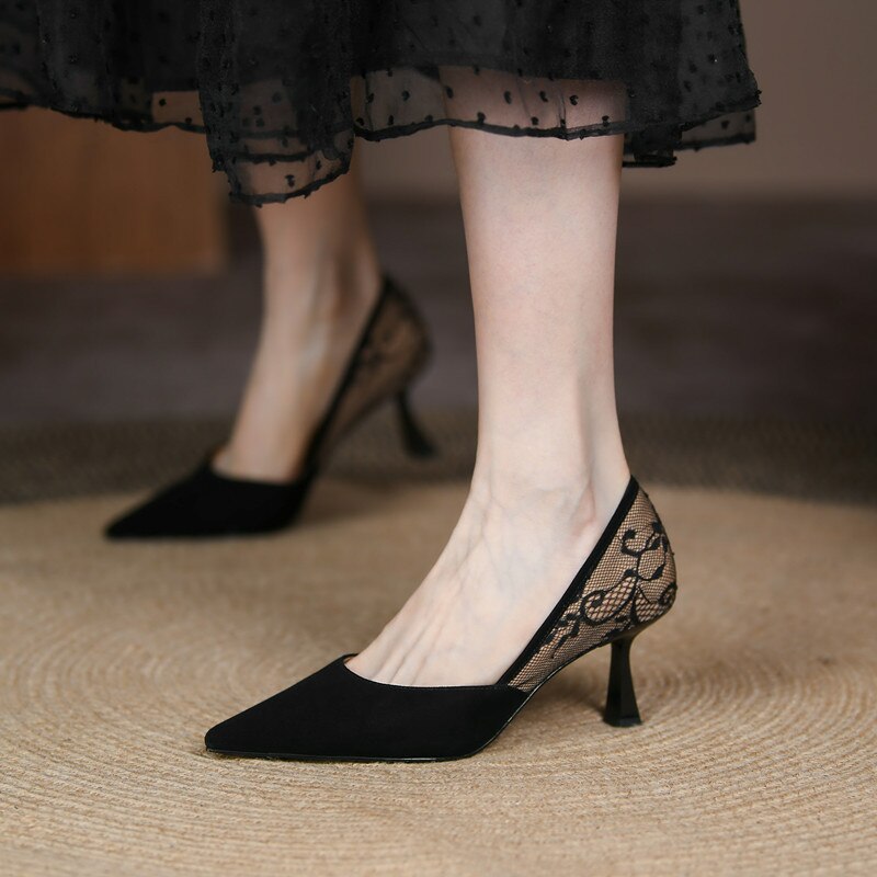 Amozae Lace Women's Stiletto Retro Pointed Splicing Thin Heel Ladies Pumps New Fashion Shallow Mouth Female Single Shoes