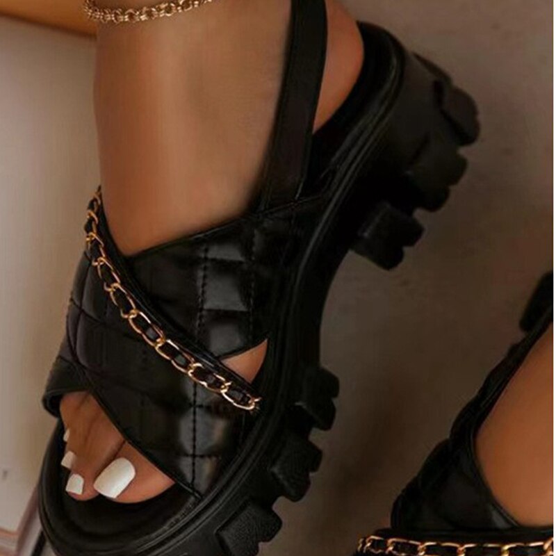 Christmas Gift Platform Women Shoes 2022 New Summen Open Toe Sandals Casual Beach Slides Designer Slippers Chain Women Sandals