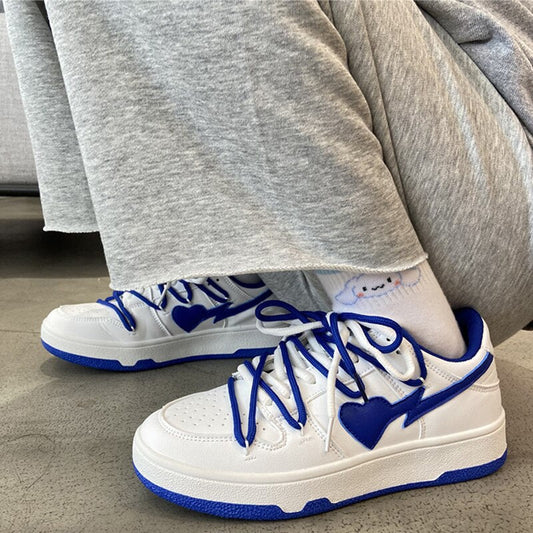 Black Friday Amozae White Sneakers Ladies Vulcanized Shoes Brand Designer Lace Up Casual Sneakers Female Outdoor Women Flat Shoes Couple Sneakers