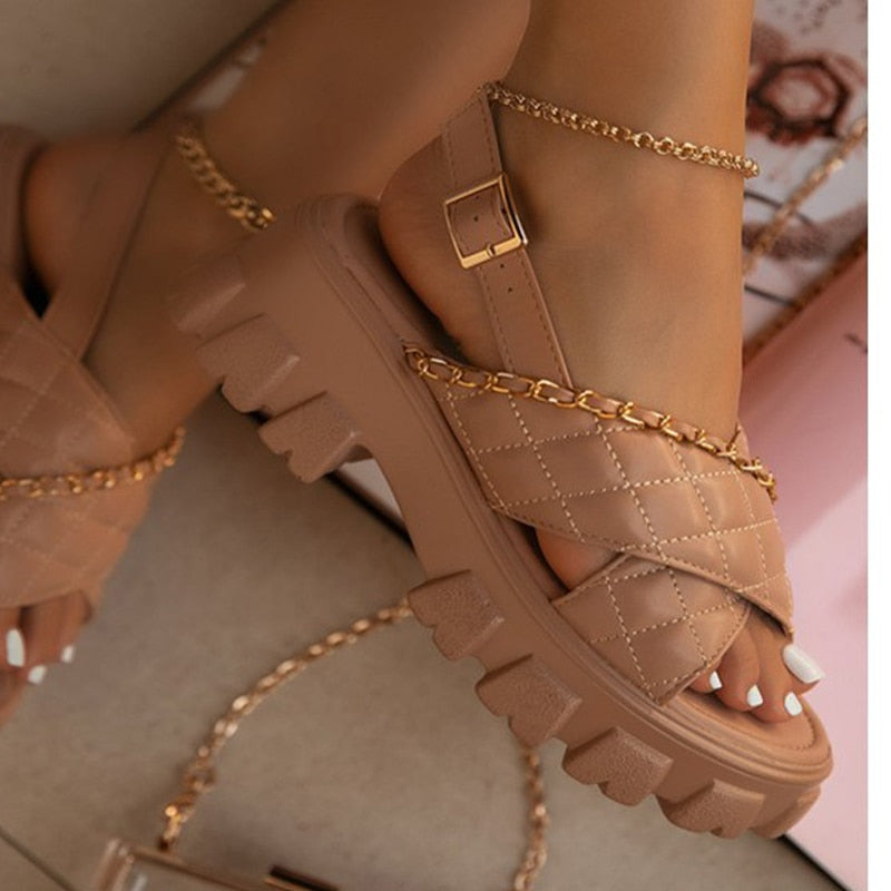 Christmas Gift Platform Women Shoes 2022 New Summen Open Toe Sandals Casual Beach Slides Designer Slippers Chain Women Sandals