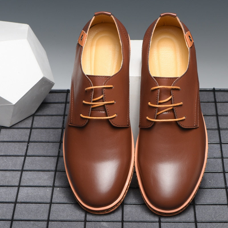 Amozae Men Leather Shoes 2022 Spring Fashion Round Toe Tooling Single Shoes Male Large Size Comfortable Breathable Casual Leather Shoes