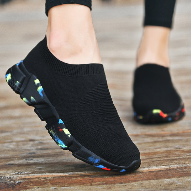 flowersverse Mesh Women Sneakers Breathable Women Flat Shoes Lightweight Casual Shoes Ladies Lace-Up Black Couple Color Socks Shoes