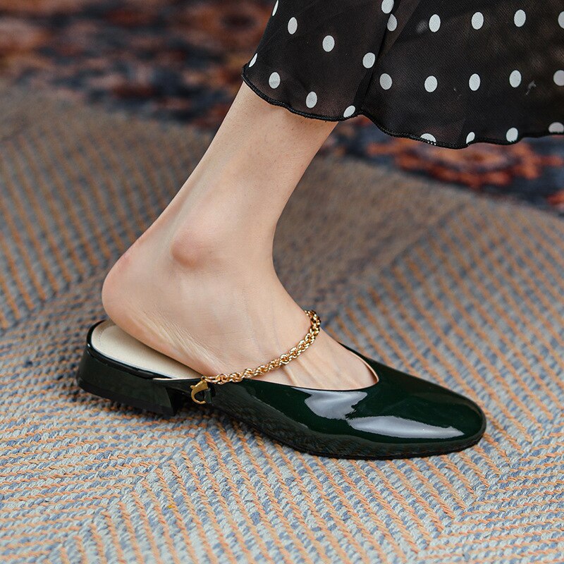 flowersverse Outside Women's Muller Shoes Fashion Designe Middle Heel Ladies Sandals Classic Lersure Patent Leather Lazy Female Slipper