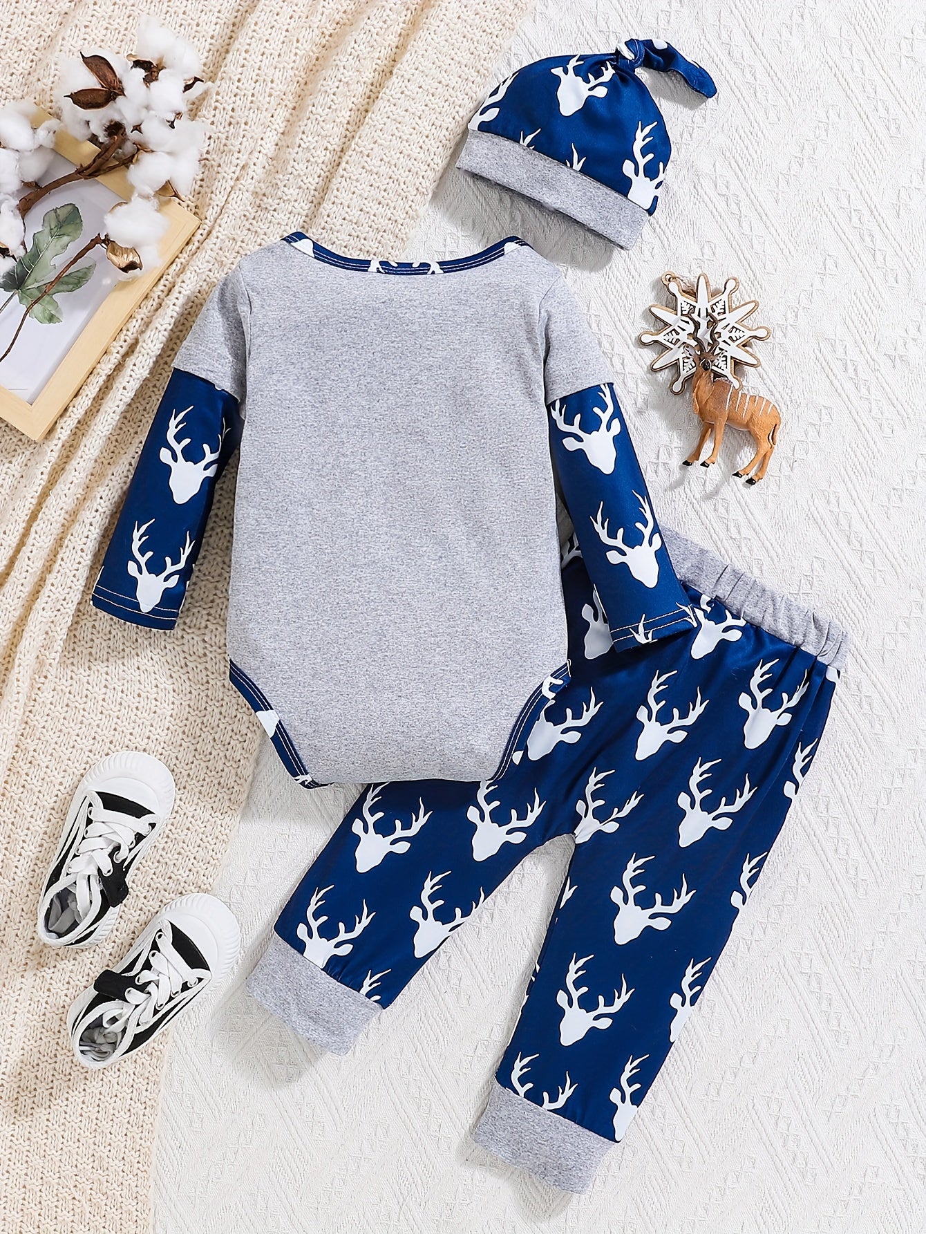 2pcs Elk Pattern Bodysuit & Hat & Casual Pants Set, Cartoon Splicing Toddler & Infant Boy's Clothing for Spring Fall Christmas, Outdoor