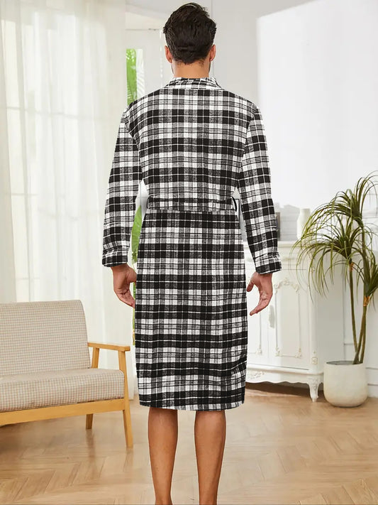 Cozy Plush Flannel Robe for Men - Soft Long Sleeve Loungewear with Pockets, Comfortable Casual Couple Style, Perfect for Relaxation and Leisure Activities at Home