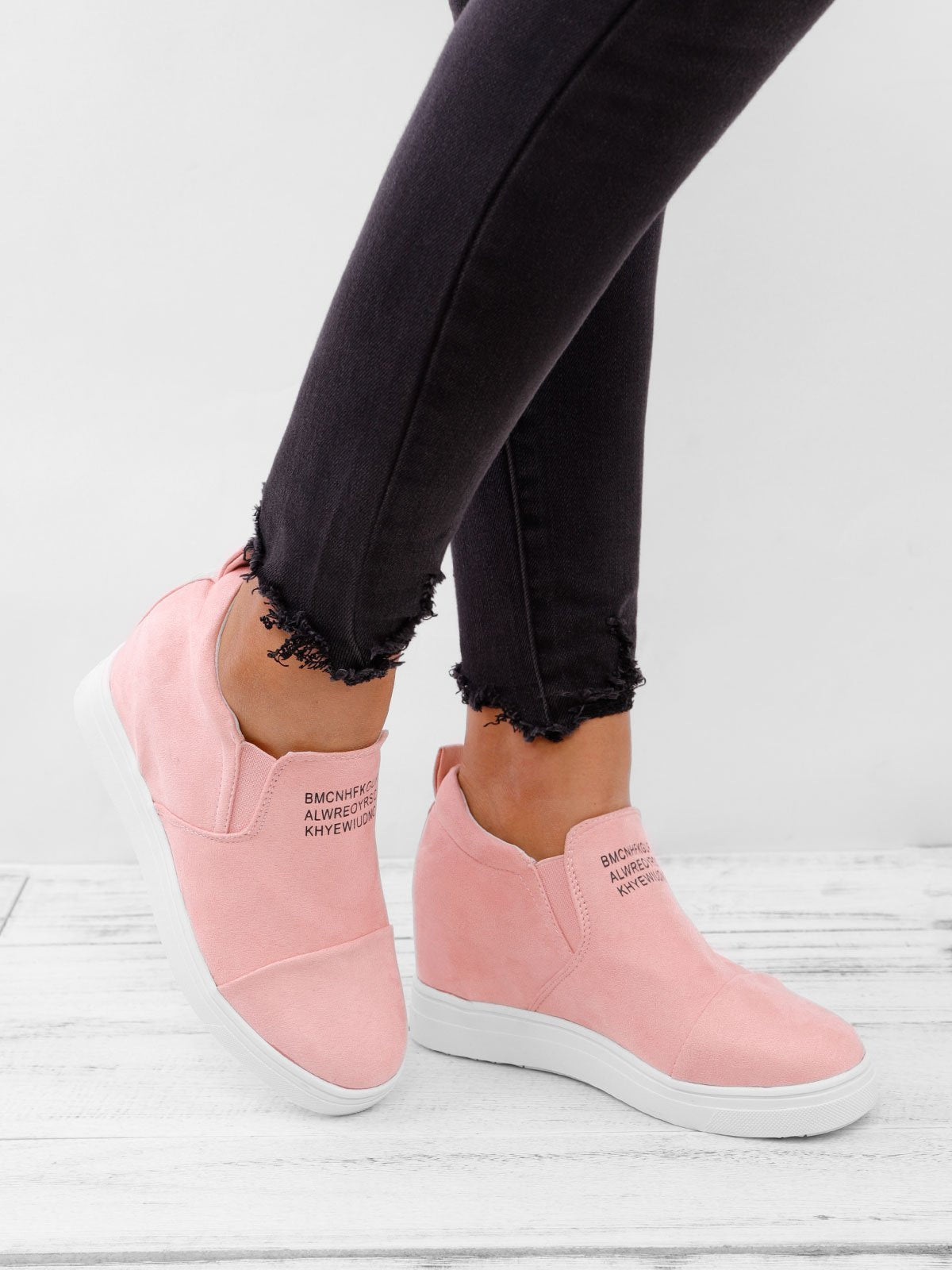 flowersverse Women Faux Suede Wedge heel Sneakers Slip on Breathable Shoes