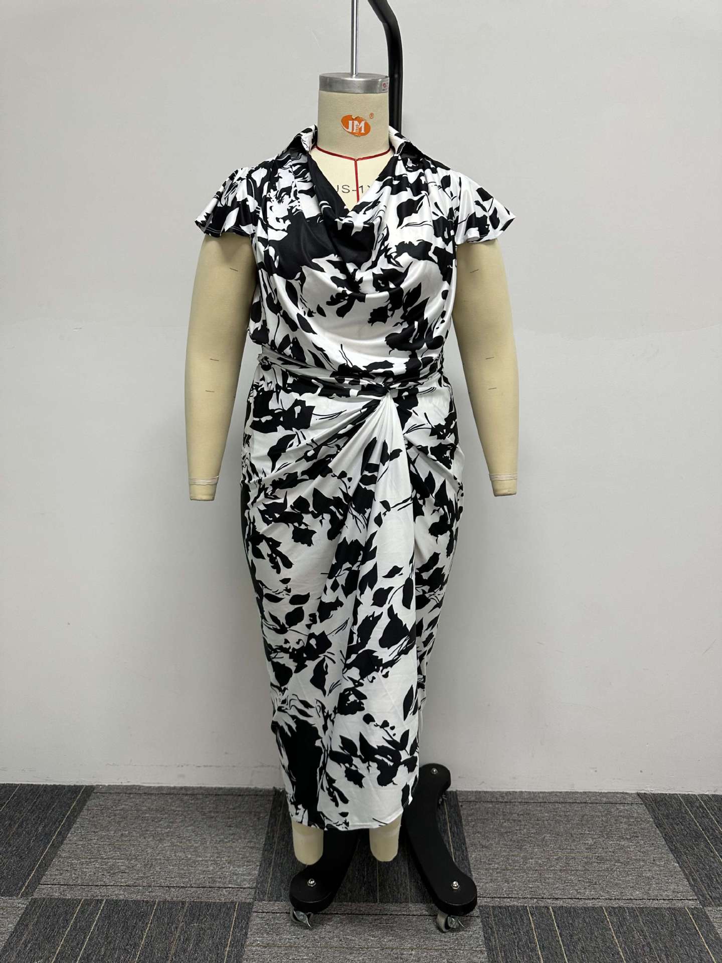flowersverse Sexy Printed Lace-Up Loose Plus Size Two-Piece Skirt Set