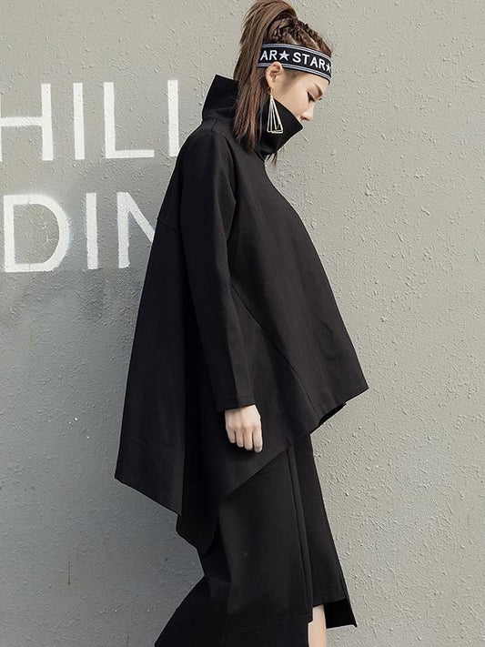 flowersverse Loose Black High-Neck T-Shirt