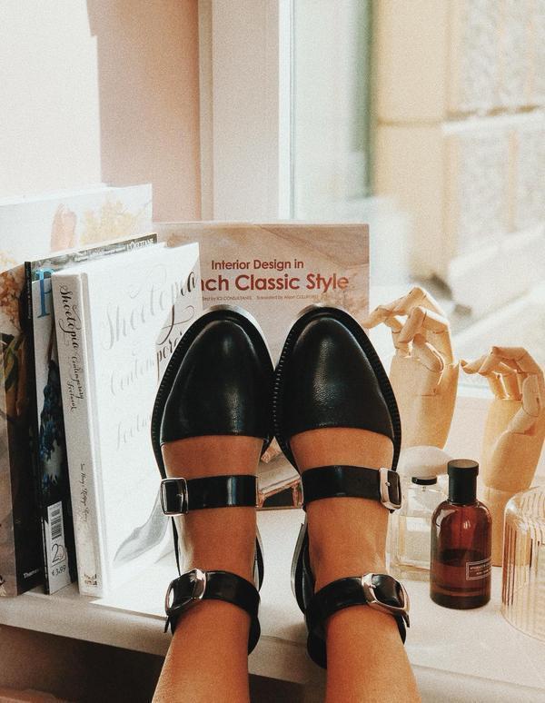 flowersverse Buckle Color Block Sandals Flats