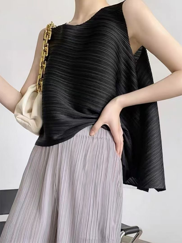 flowersverse Simple Loose Sleeveless Pleated Asymmetric Solid Color Round-Neck Vest Top