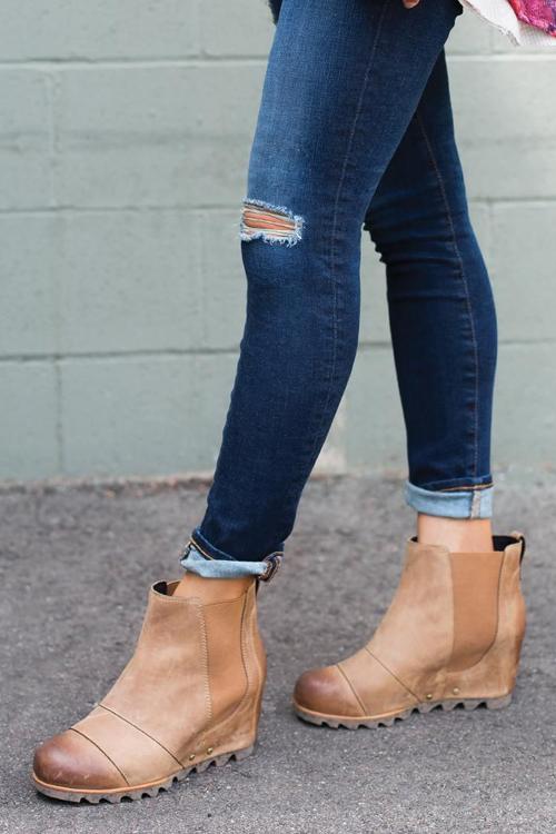 flowersverse Vintage Wedge Non Shell Boots