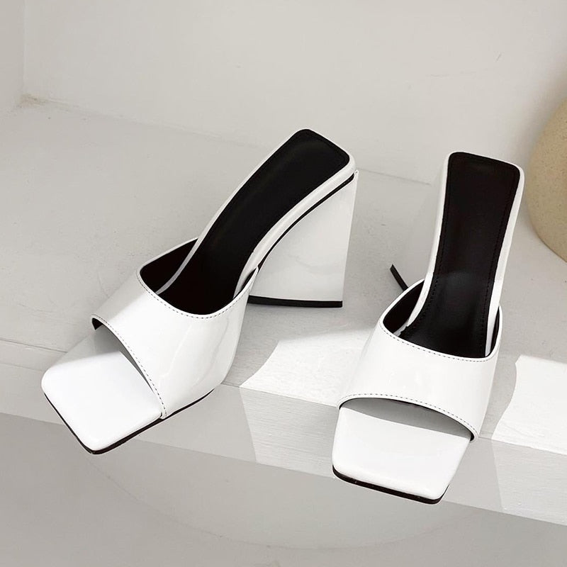flowersverse Women Design 10cm High Heels Slides Mules Summer Peep Toe Patent Leather Green Yellow Thick Block Heels Slippers Party Shoe