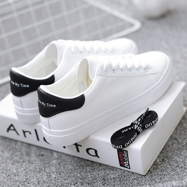 Women Sneakers Fashion Breathble Vulcanized Shoes Women Pu leather Platform Shoes Women Lace up Casual Shoes White