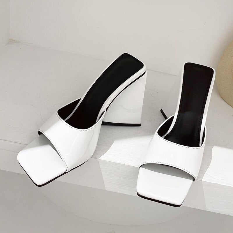 flowersverse Women Design 10cm High Heels Slides Mules Summer Peep Toe Patent Leather Green Yellow Thick Block Heels Slippers Party Shoe