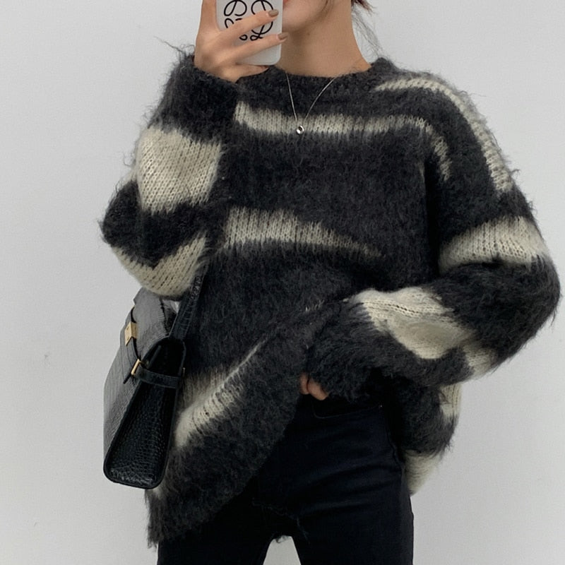 flowersverse Autumn Winter Woman Sweaters Vintage Fashion Streetwear Pullovers Long Sleeve O-Neck Knitted Loose Long Jumpers