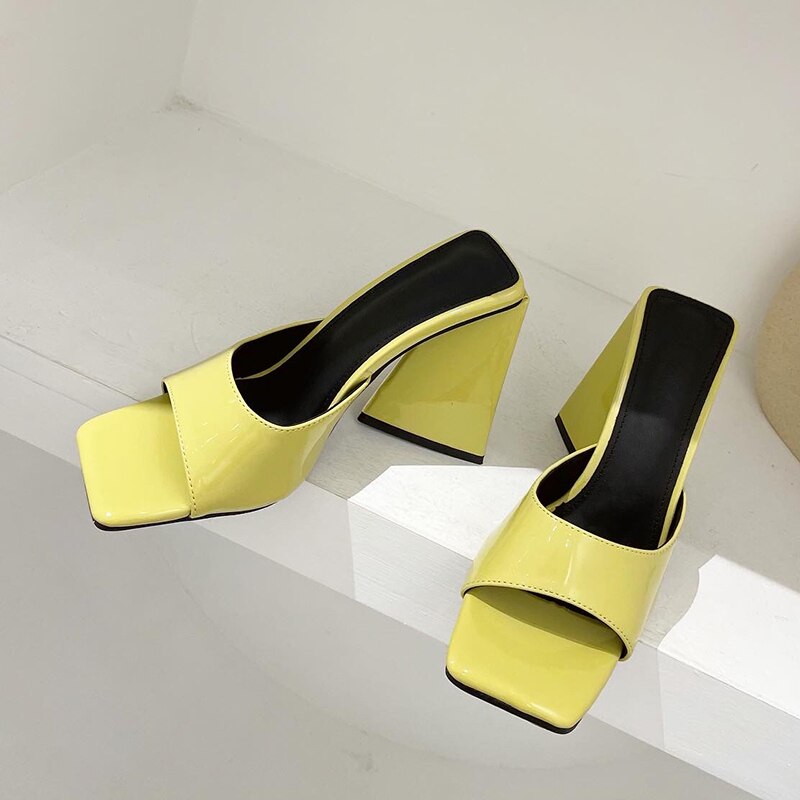 flowersverse Women Design 10cm High Heels Slides Mules Summer Peep Toe Patent Leather Green Yellow Thick Block Heels Slippers Party Shoe