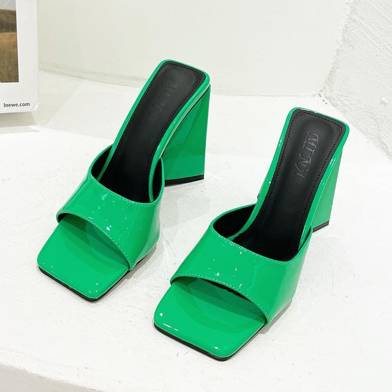 flowersverse Women Design 10cm High Heels Slides Mules Summer Peep Toe Patent Leather Green Yellow Thick Block Heels Slippers Party Shoe