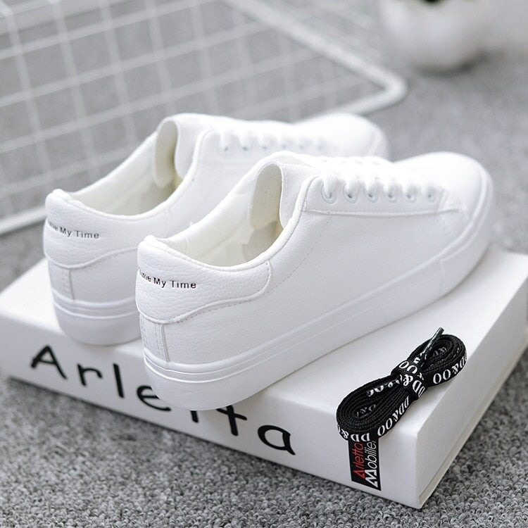 Women Sneakers Fashion Breathble Vulcanized Shoes Women Pu leather Platform Shoes Women Lace up Casual Shoes White