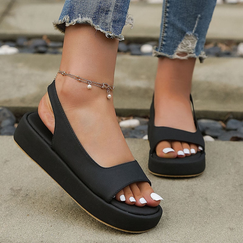 flowersverse White PU Leather Platform Sandals Women Casual Back Strap Flat Sandals Woman Summer Open Toe Non Slip Beach Shoes Plus Size