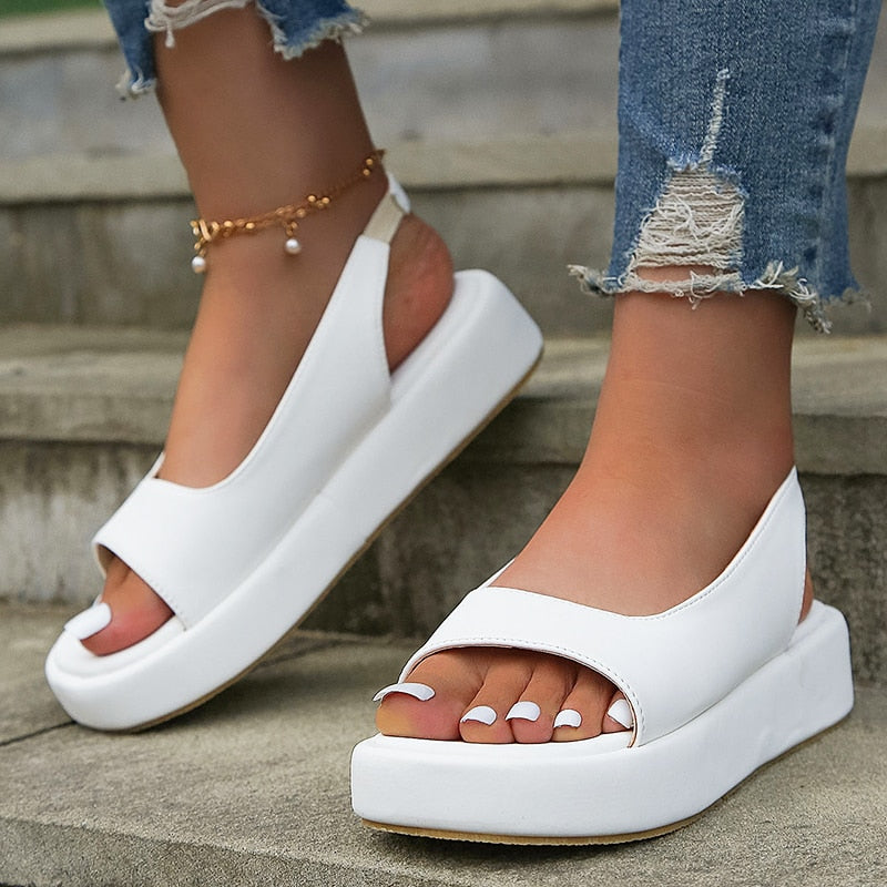 flowersverse White PU Leather Platform Sandals Women Casual Back Strap Flat Sandals Woman Summer Open Toe Non Slip Beach Shoes Plus Size