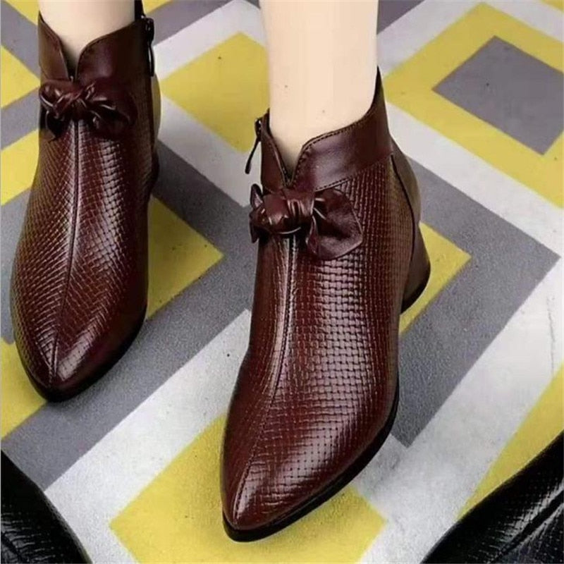 flowersverse Women Barefoot Shoes Short Boots Ankle Spring New Female Casual Thick Soled Shoes Genuine Leather Designer Pumps Shoes 0823
