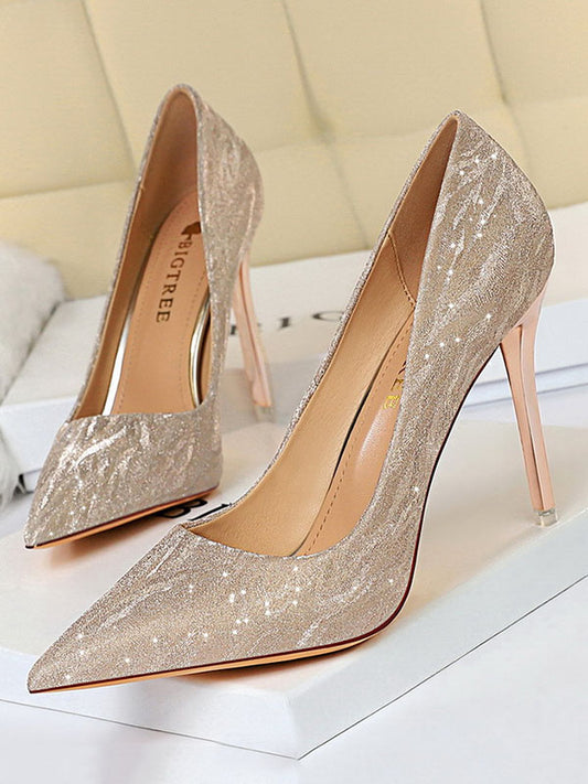 flowersverse Pointed-Toe Sequined Shallow Cut Split-Joint Pumps