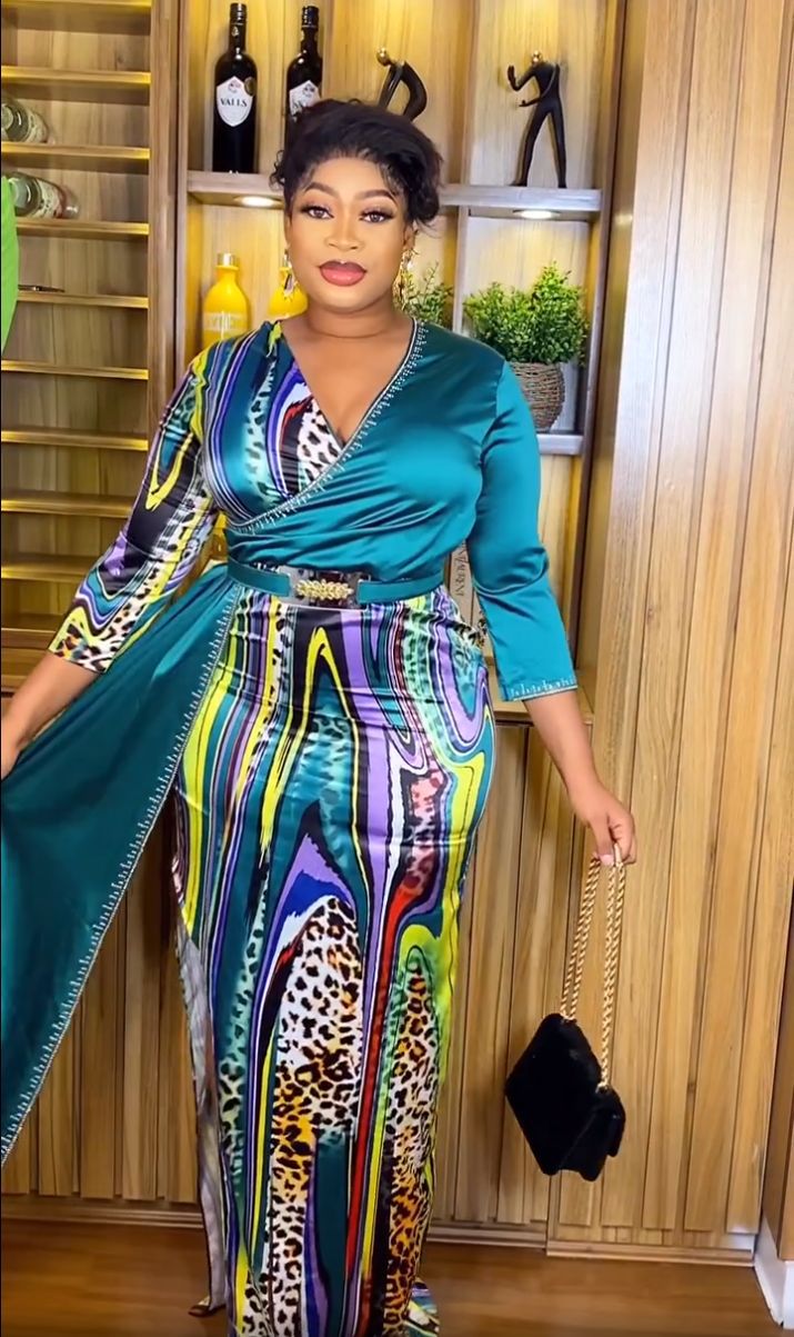 flowersverse Color block V-Neck Long Skirt Plus Size Dress