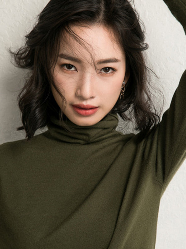 flowersverse Simple Loose Long Sleeves Solid Color High-Neck Sweater Tops