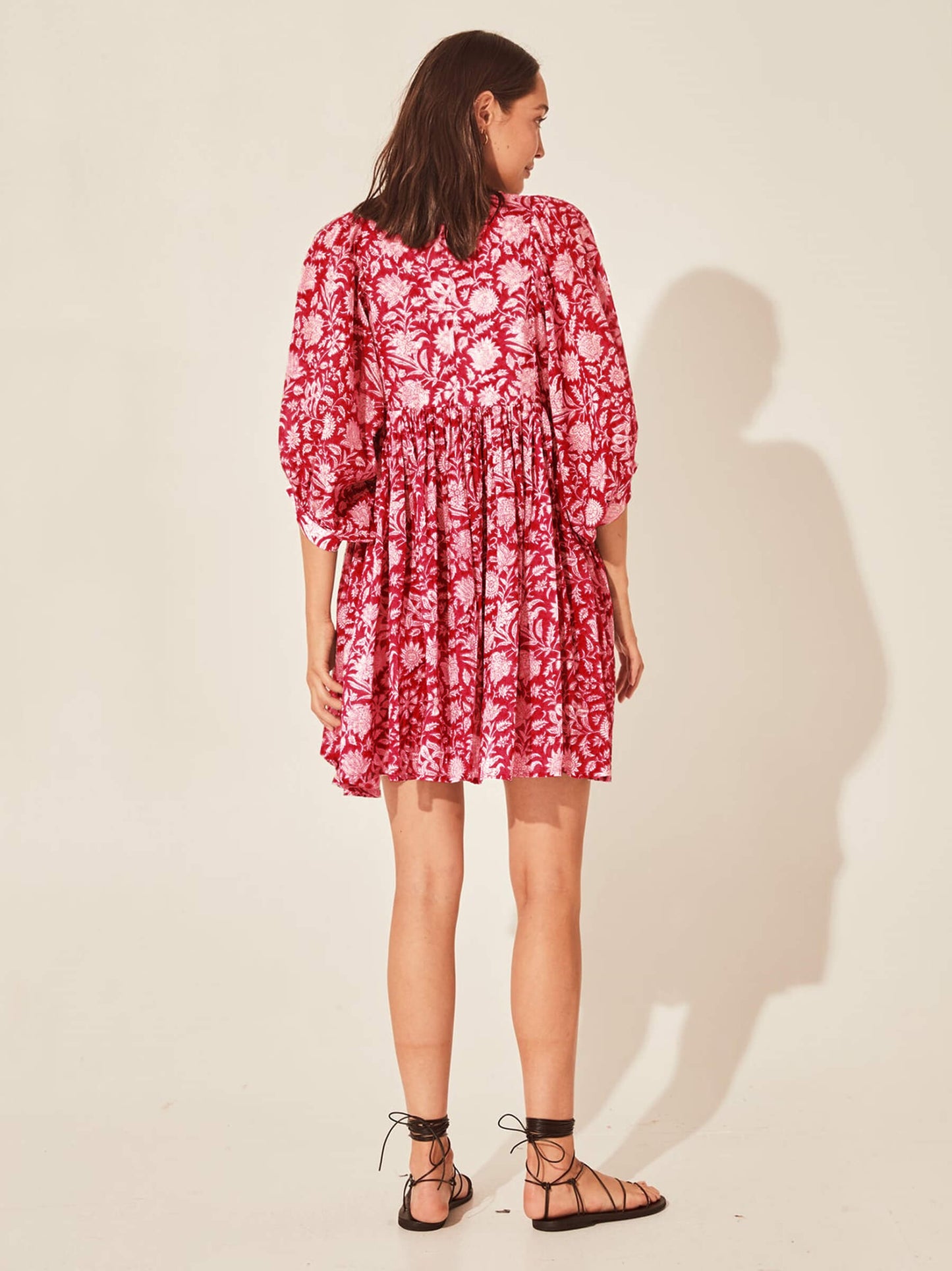 flowersverse ANDERSON FLORAL SHORT SLEEVE MINI DRESS - RED