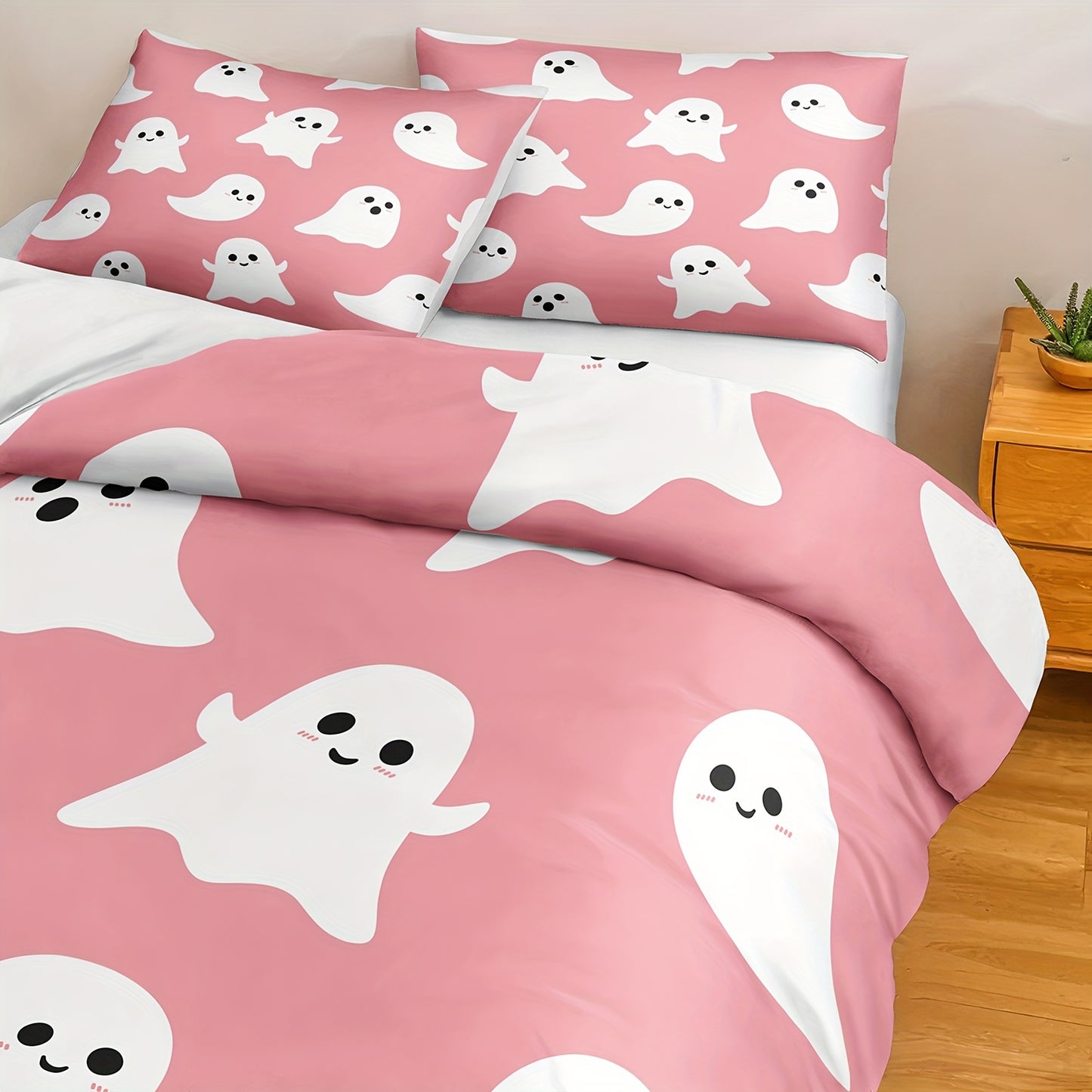 Halloween & Ghost Themed Duvet Cover Set, 3 Piece - 100% Polyester Lightweight Sanded Fabric, All-Season Digital Printed Bedding with Zipper Closure - Includes 1 Duvet Cover and 2 Pillowcases, Machine Washable, No Duvet Insert