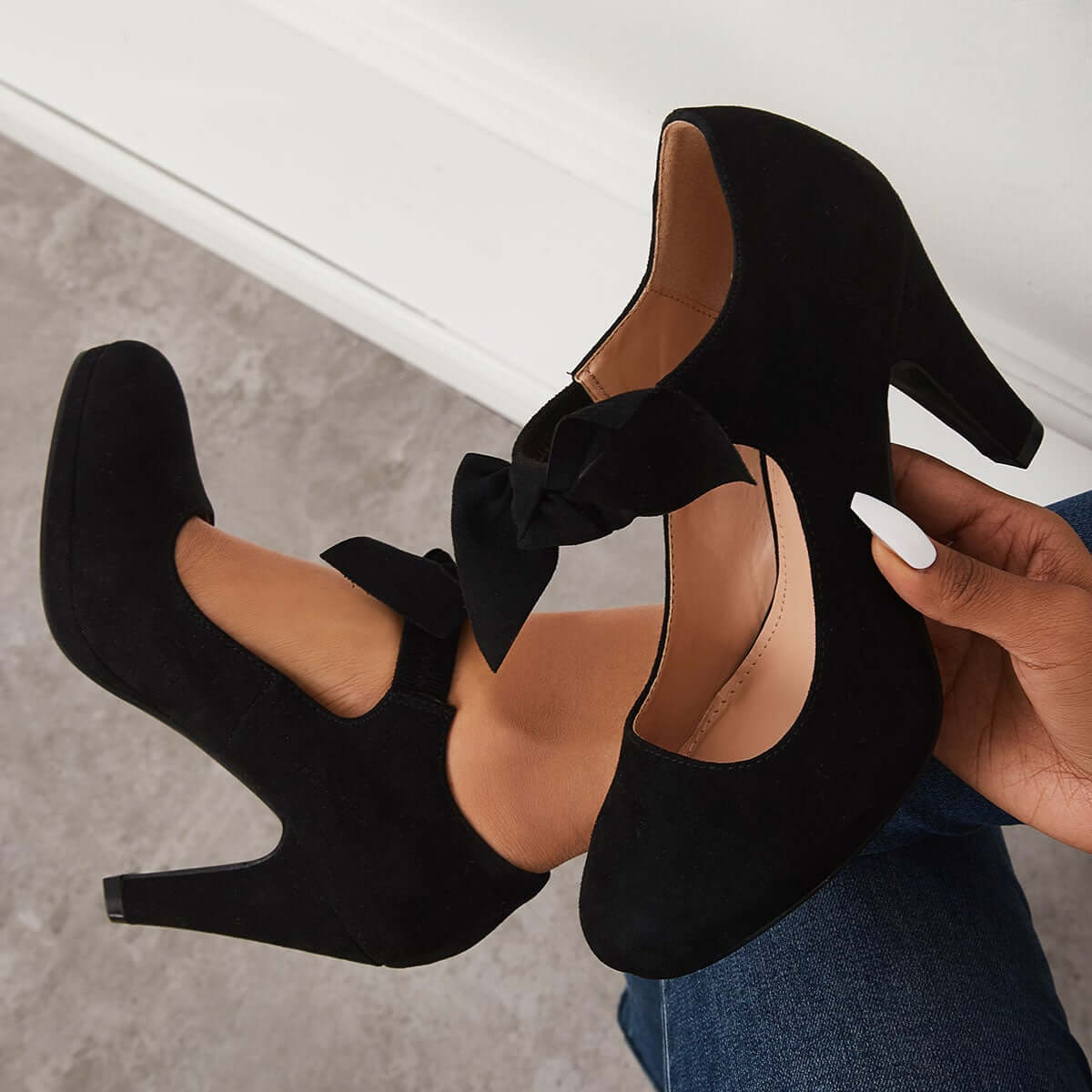 flowersverse - Thick Heel Mary Jane Pumps Bowknot Round Toe Ankle Strap Heels